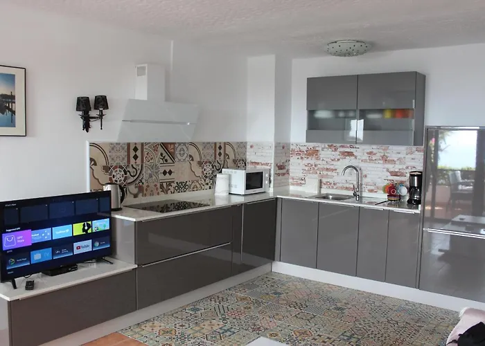 Casa Blanca - Sea View - First Line דירה